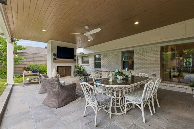 9807 Lakemere Drive, Dallas, TX 75238