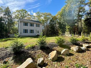 61 Rumford Drive, Webster, NH 03303