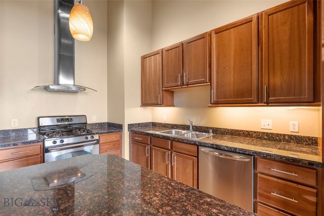 140 Village Crossing 4C, Bozeman, MT 59715