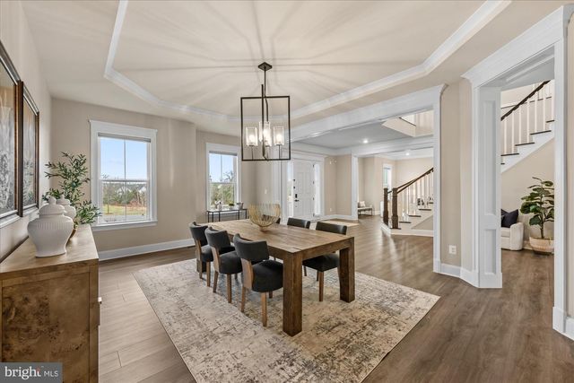 41122 CLEARFIELD MEADOW DR, Aldie, VA 20105