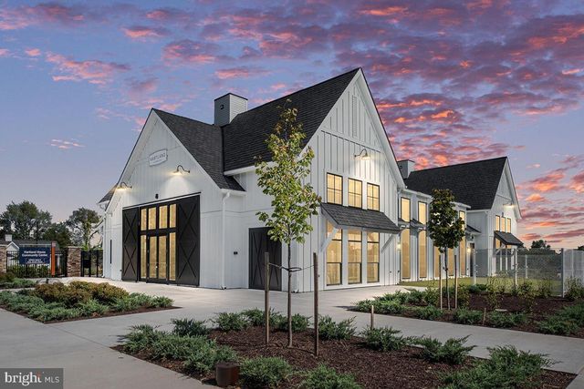 41122 CLEARFIELD MEADOW DR, Aldie, VA 20105