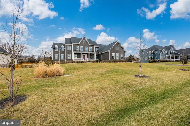 41122 CLEARFIELD MEADOW DR, Aldie, VA 20105