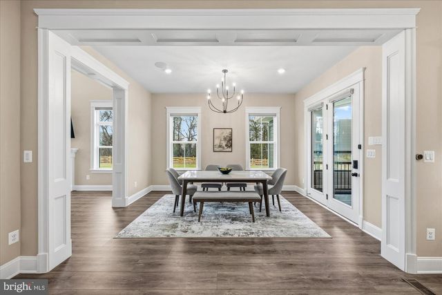 41122 CLEARFIELD MEADOW DR, Aldie, VA 20105