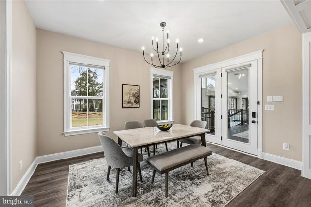 41122 CLEARFIELD MEADOW DR, Aldie, VA 20105