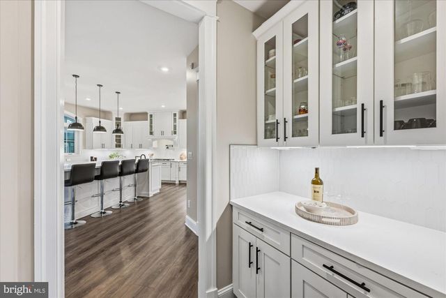 41122 CLEARFIELD MEADOW DR, Aldie, VA 20105