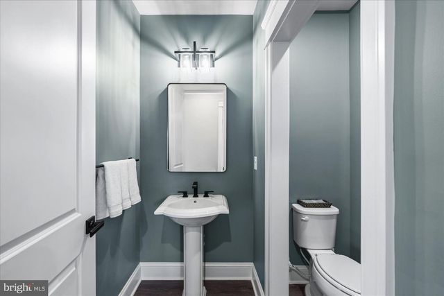 41122 CLEARFIELD MEADOW DR, Aldie, VA 20105