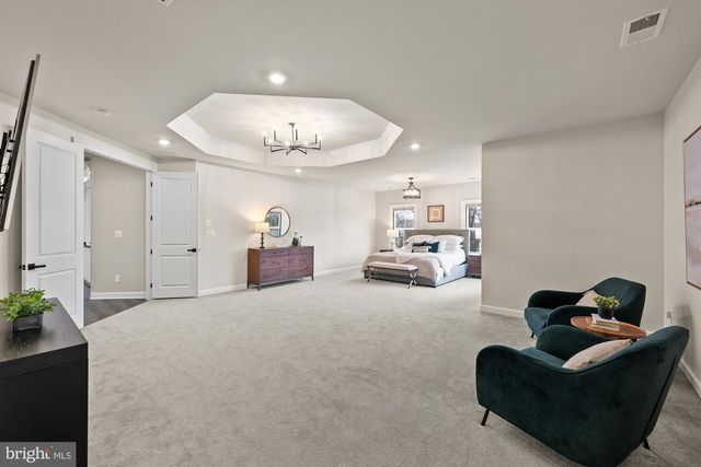 41122 CLEARFIELD MEADOW DR, Aldie, VA 20105