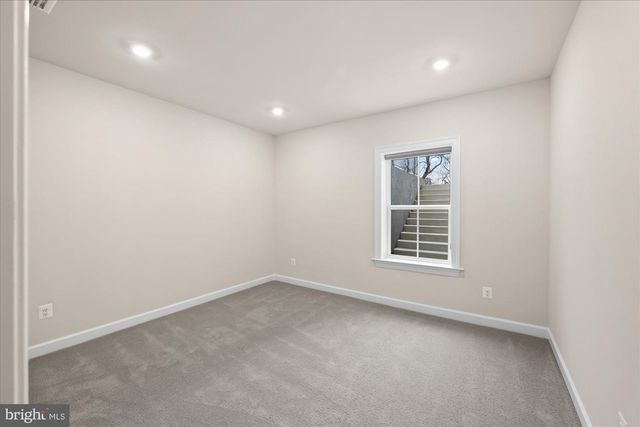 41122 CLEARFIELD MEADOW DR, Aldie, VA 20105