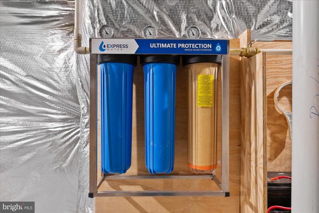 41122 CLEARFIELD MEADOW DR, Aldie, VA 20105