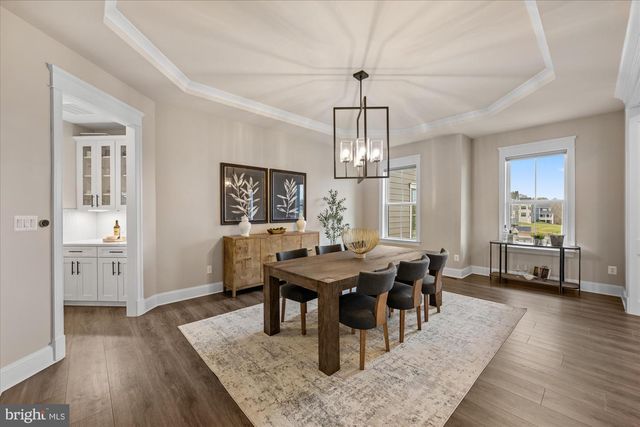 41122 CLEARFIELD MEADOW DR, Aldie, VA 20105