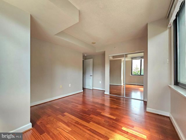 2451 MIDTOWN AVE #219, Alexandria, VA 22303