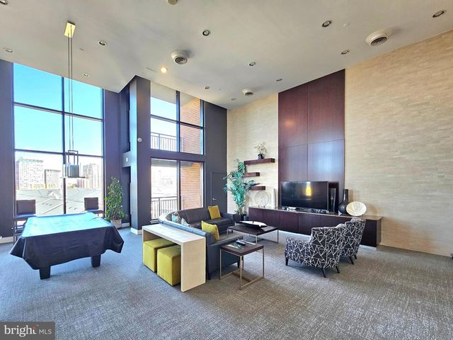2451 MIDTOWN AVE #219, Alexandria, VA 22303