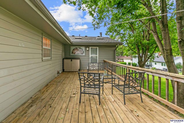 3425 S 114th Avenue, Omaha, NE 68144