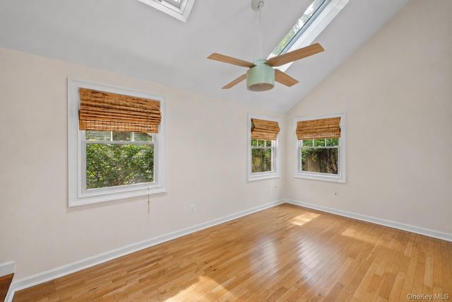 18 Walnut Avenue, Setauket, NY 11733