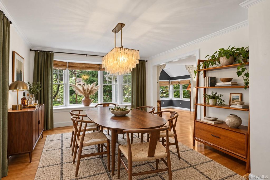 18 Walnut Avenue, Setauket, NY 11733 — photo 3