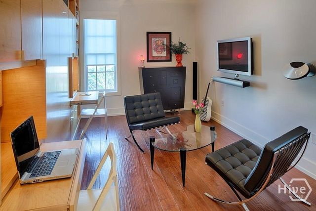 316 E State Street 3B, Savannah, GA 31401