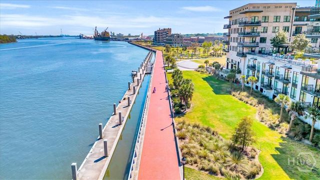 316 E State Street 3B, Savannah, GA 31401