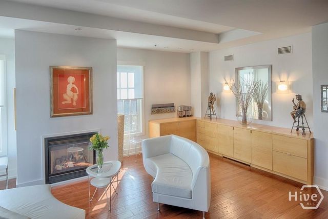316 E State Street 3B, Savannah, GA 31401