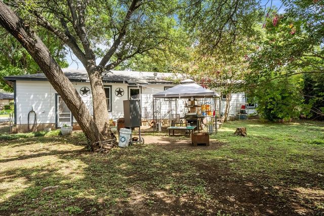2316 N 41st Street, Waco, TX 76708