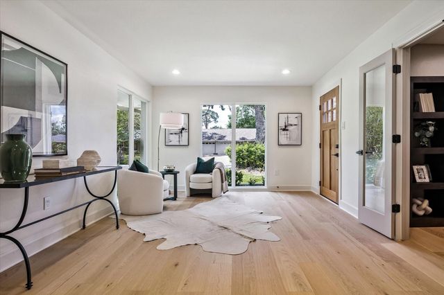 10519 Brinwood Drive, Houston, TX 77043