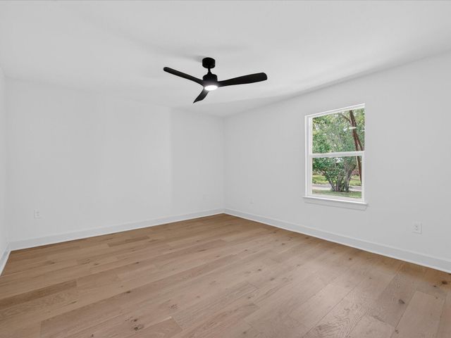 10519 Brinwood Drive, Houston, TX 77043