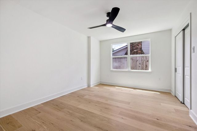 10519 Brinwood Drive, Houston, TX 77043