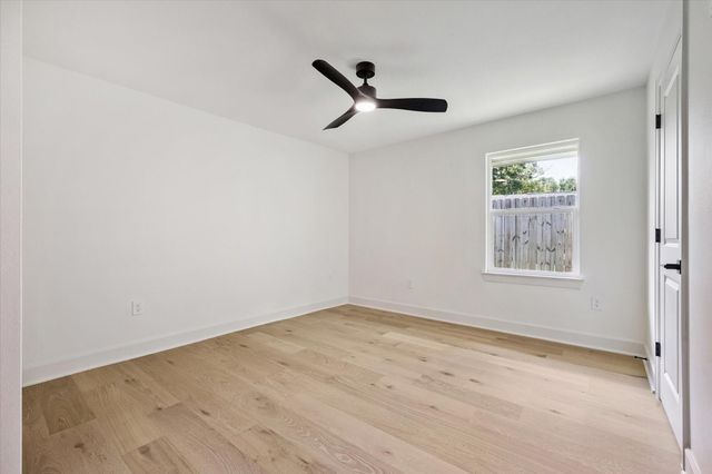 10519 Brinwood Drive, Houston, TX 77043