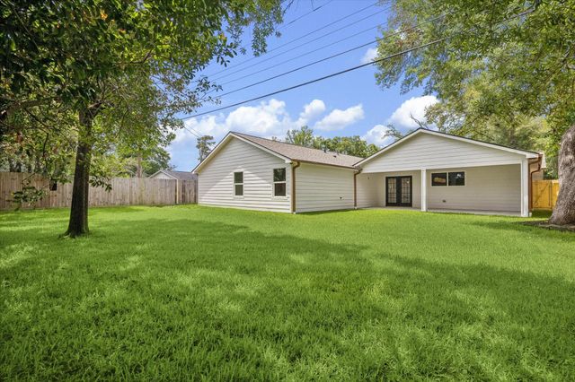 10519 Brinwood Drive, Houston, TX 77043