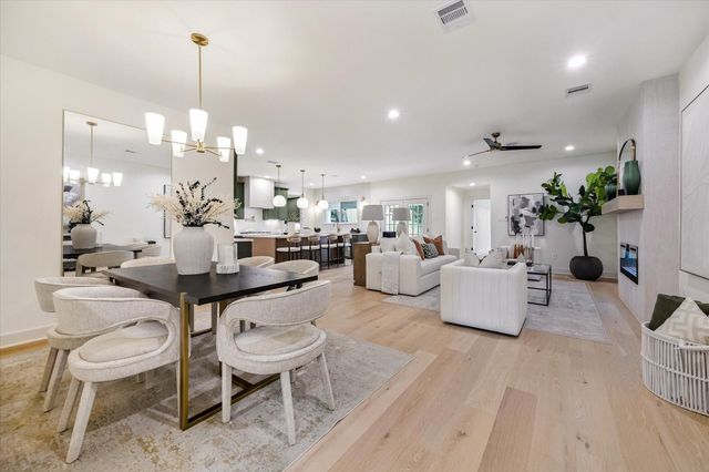 10519 Brinwood Drive, Houston, TX 77043