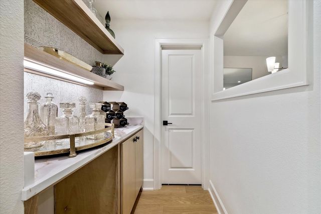 10519 Brinwood Drive, Houston, TX 77043