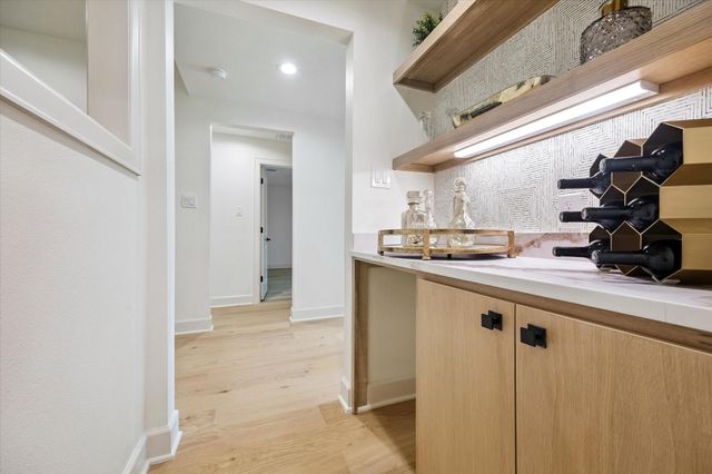 10519 Brinwood Drive, Houston, TX 77043