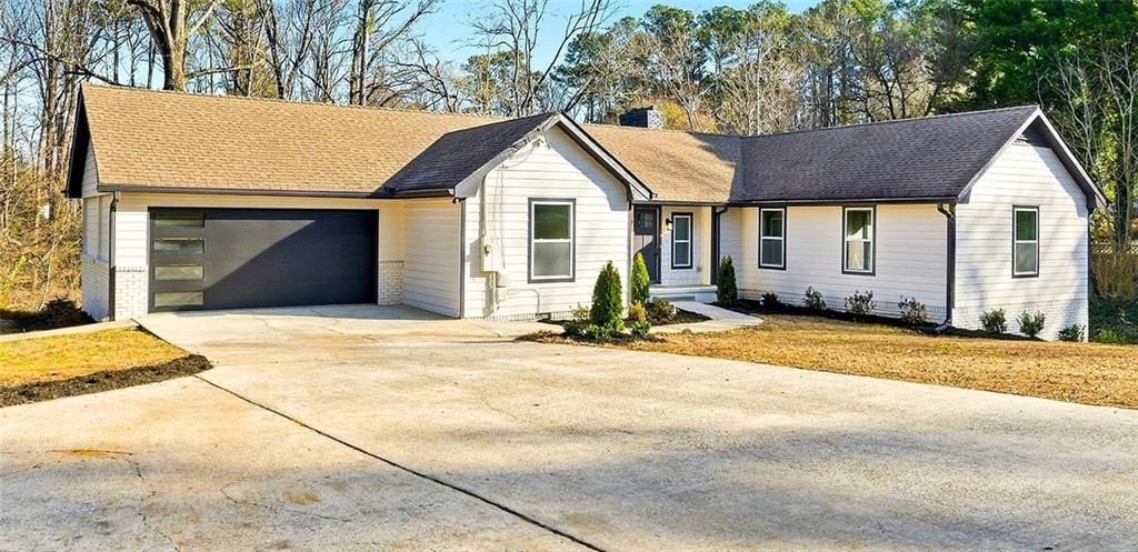 Image 2 of property listing at 1715 Crestline NE Drive, Atlanta, GA 30345