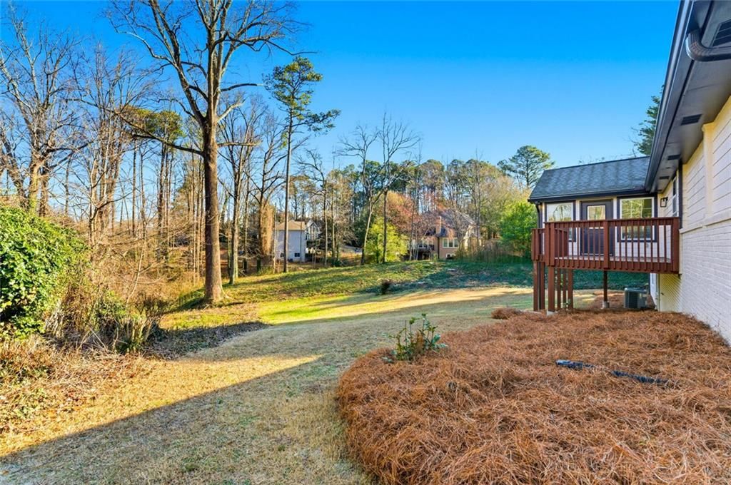 Image 6 of property listing at 1715 Crestline NE Drive, Atlanta, GA 30345