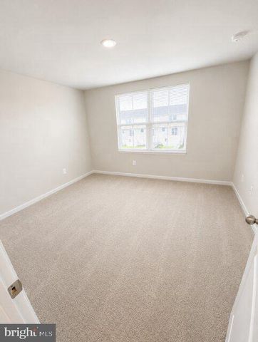 55 SNICKERS CT, Martinsburg, WV 25403