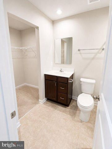 55 SNICKERS CT, Martinsburg, WV 25403