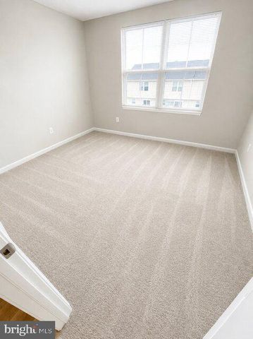 55 SNICKERS CT, Martinsburg, WV 25403