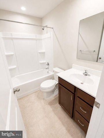 55 SNICKERS CT, Martinsburg, WV 25403