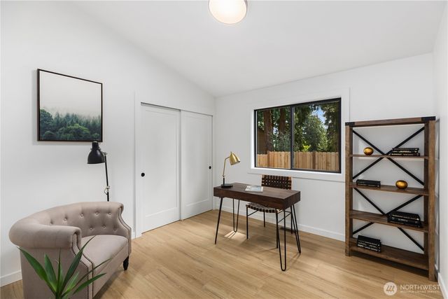15729 Larch Way, Lynnwood, WA 98087