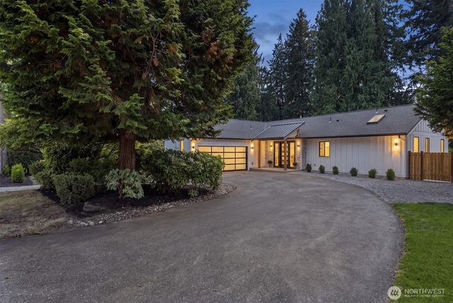 15729 Larch Way, Lynnwood, WA 98087
