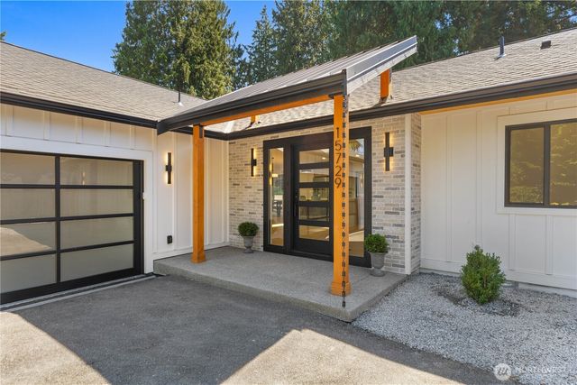 15729 Larch Way, Lynnwood, WA 98087