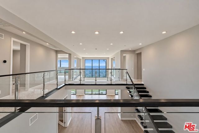 20348 W Marlow Lane, Porter Ranch (los Angeles), CA 91326