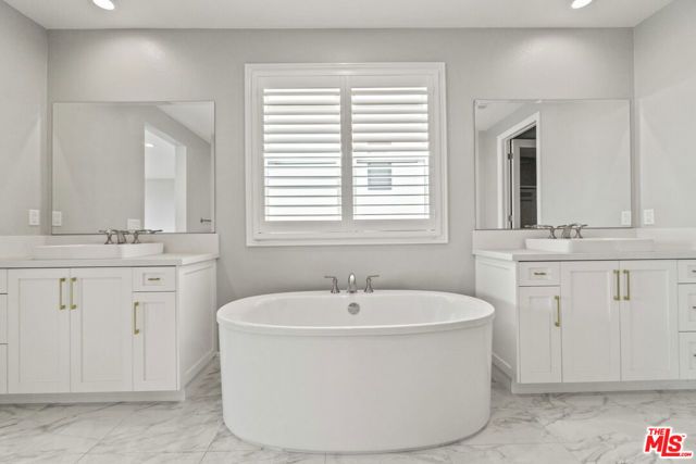 20348 W Marlow Lane, Porter Ranch (los Angeles), CA 91326