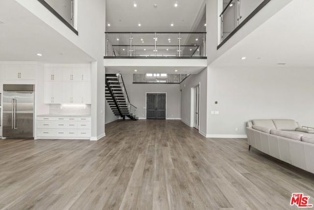 20348 W Marlow Lane, Porter Ranch (los Angeles), CA 91326