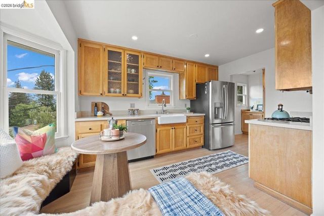 4425 Norton Ave, Oakland, CA 94602