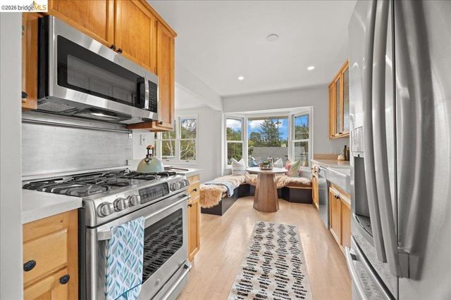 4425 Norton Ave, Oakland, CA 94602