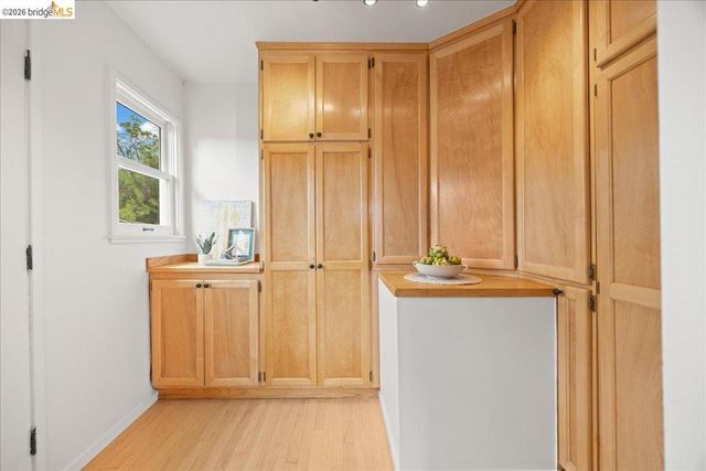 4425 Norton Ave, Oakland, CA 94602