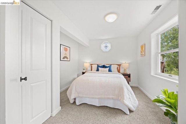 4425 Norton Ave, Oakland, CA 94602