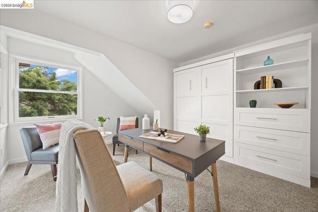 4425 Norton Ave, Oakland, CA 94602