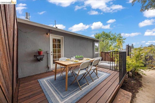 4425 Norton Ave, Oakland, CA 94602
