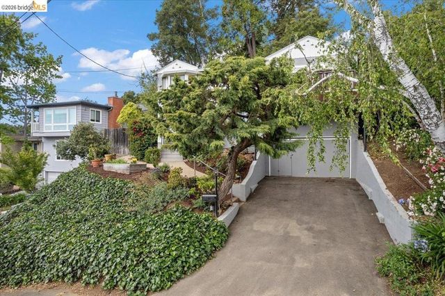4425 Norton Ave, Oakland, CA 94602